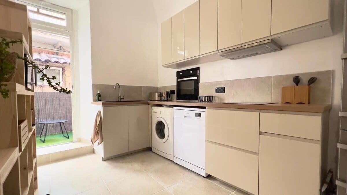 Vue Au Coeur De Ajaccio - Ac, Wifi Apartment Ajaccio (Corsica)