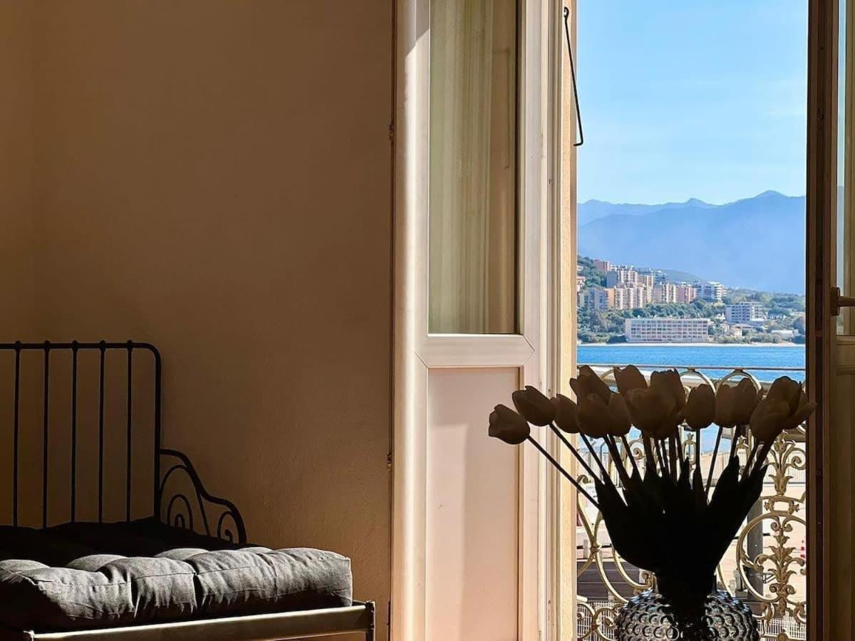 Vue Au Coeur De Ajaccio - Ac, Wifi Apartment