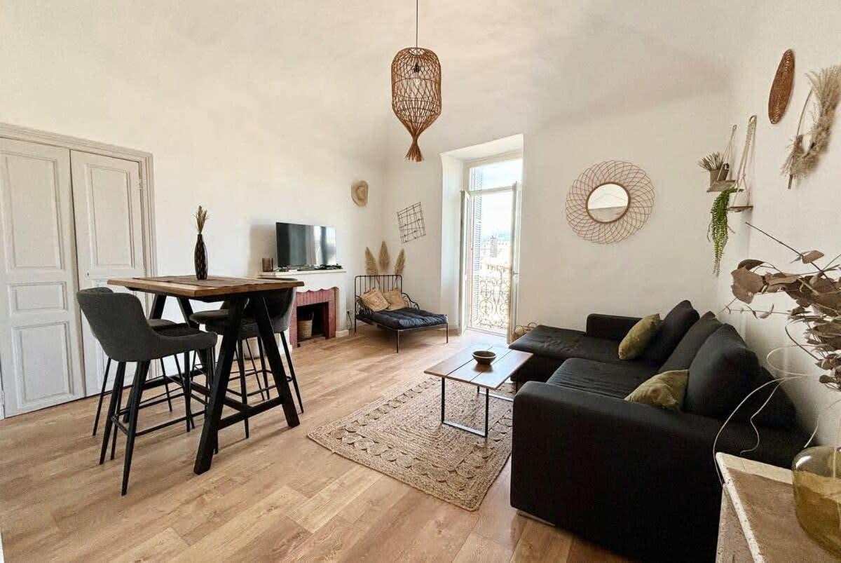 Vue Au Coeur De Ajaccio - Ac, Wifi Appartement *